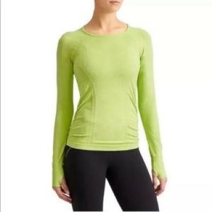 ATHLETA FASTEST TRACK LING SLEEVE LIME GREEN L